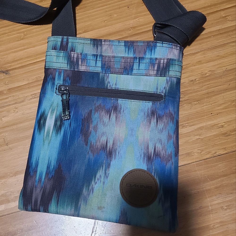 Dakine Jive bag